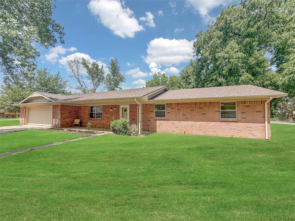 117 E 4th ST, Erick, OK 73645