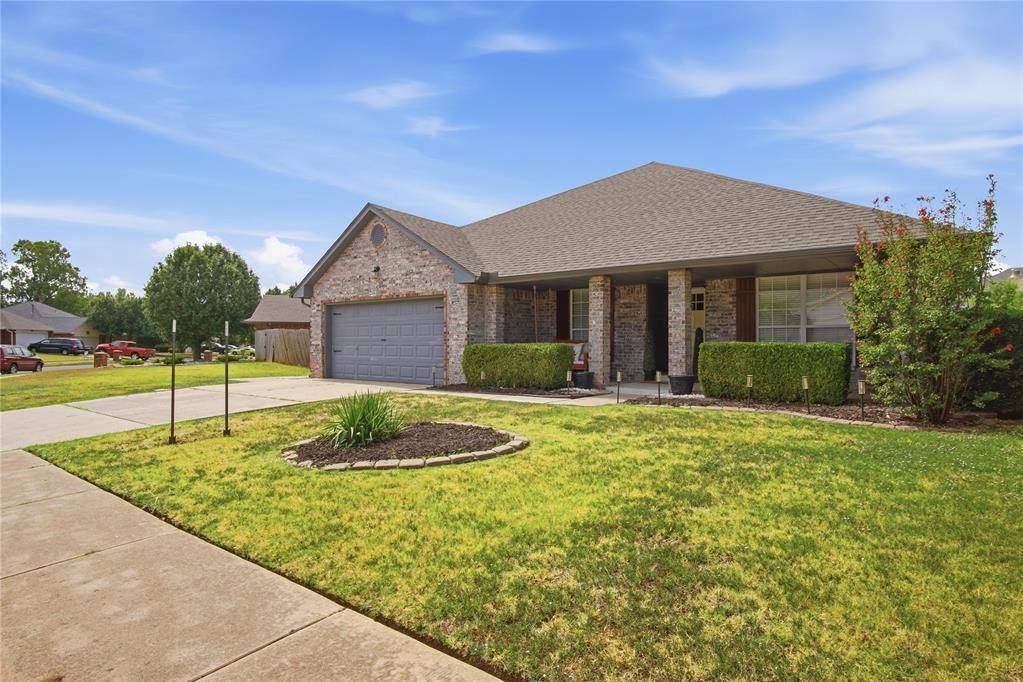 1109 Bradford PL, Edmond, OK 73012