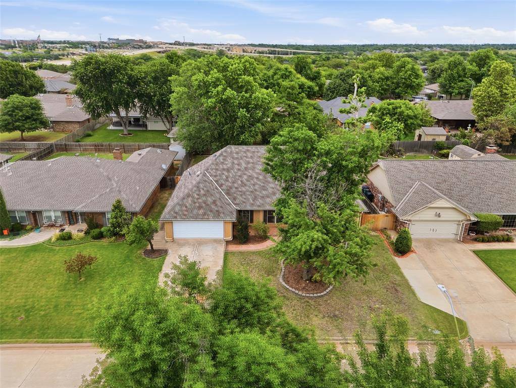 13404 Green Valley DR, Oklahoma City, OK 73120