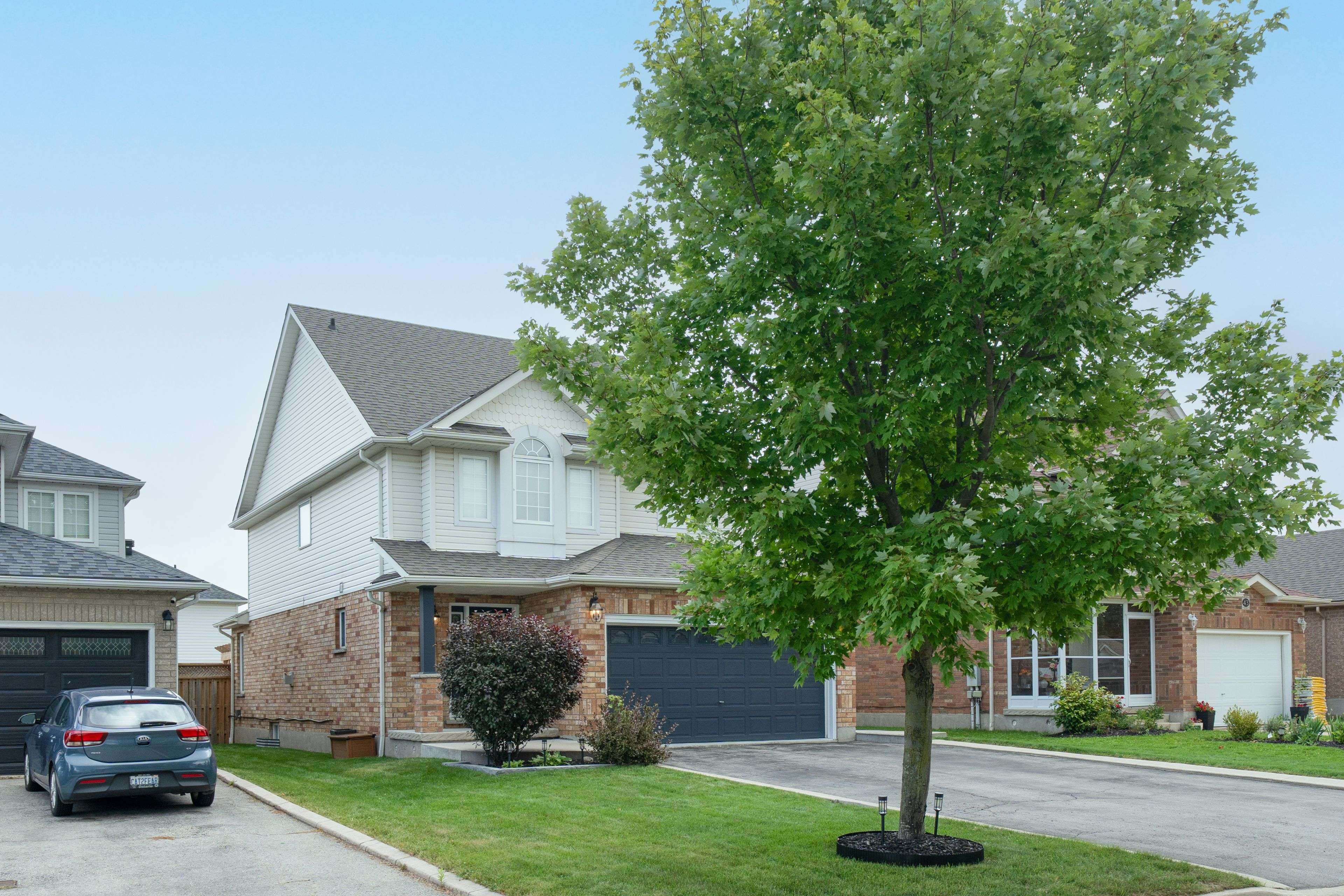 41 Beardmore CRES, Halton Hills, ON L7J 2Z1