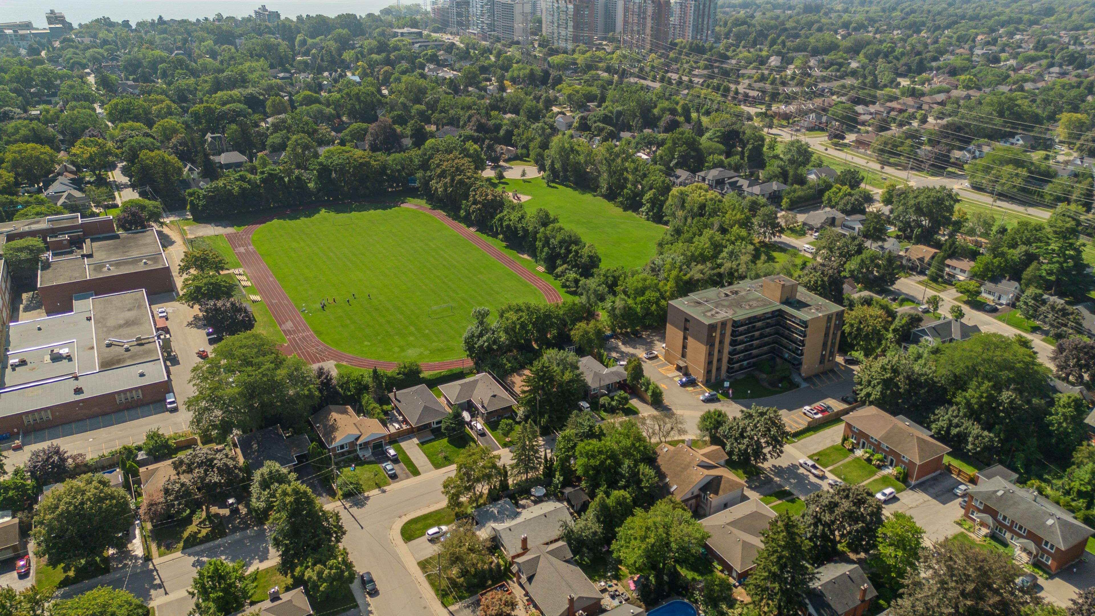 707 Ross ST, Burlington, ON L7S 1S3