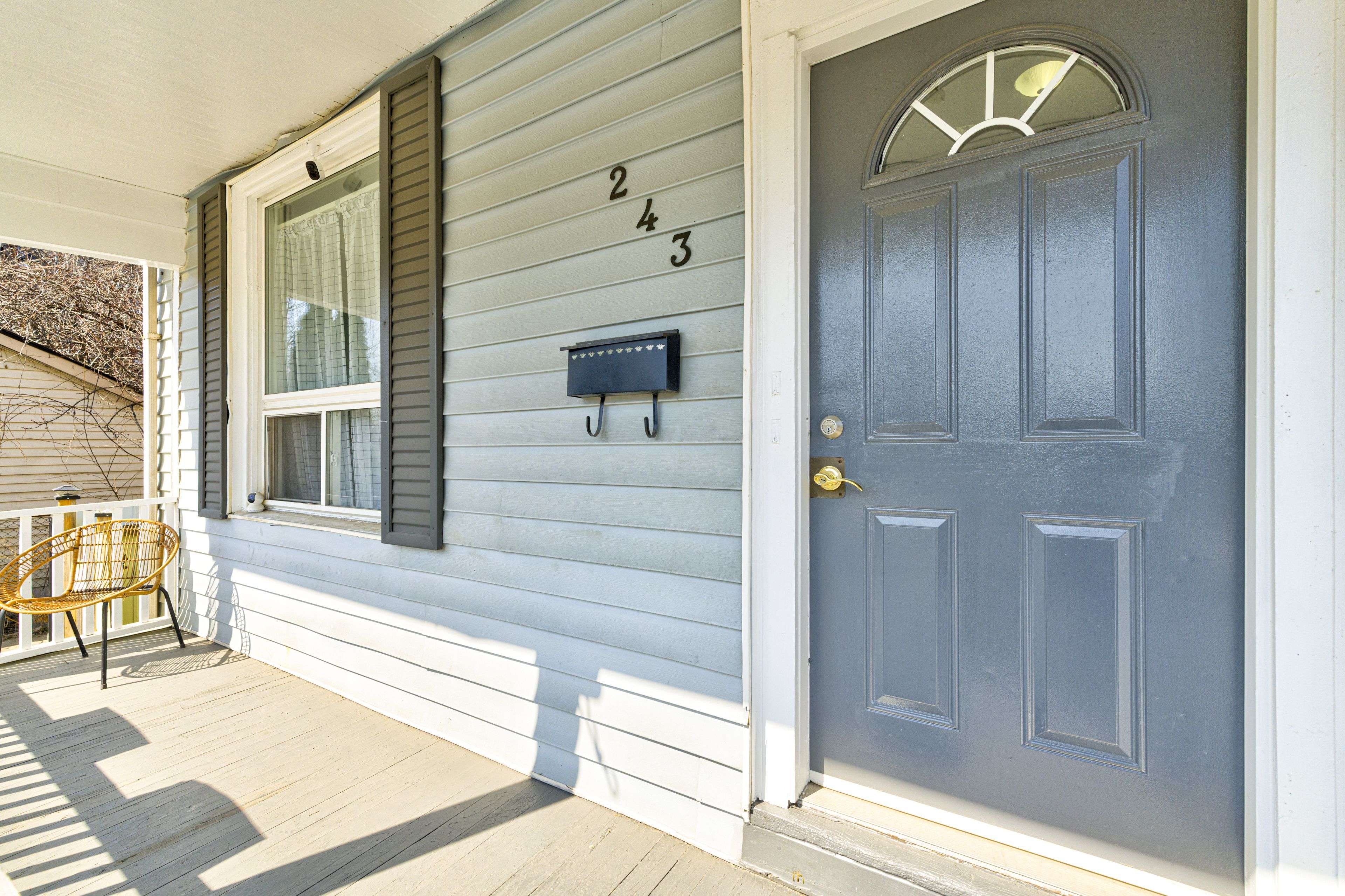 243 Gibson AVE, Hamilton, ON L8L 6K3
