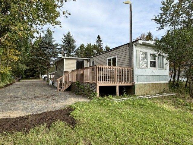 7 Sarawak DR, Thunder Bay, ON P7A 0T1