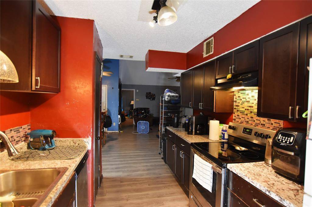 1722 Twin Court Place, Garland, TX 75044