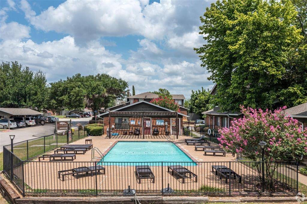 1122 Millview Drive #2201, Arlington, TX 76012