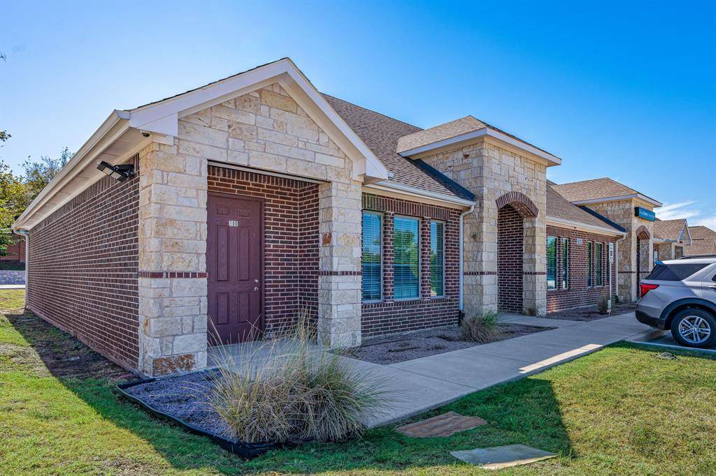 8212 Liberty Grove Road #100 & 200, Rowlett, TX 75089