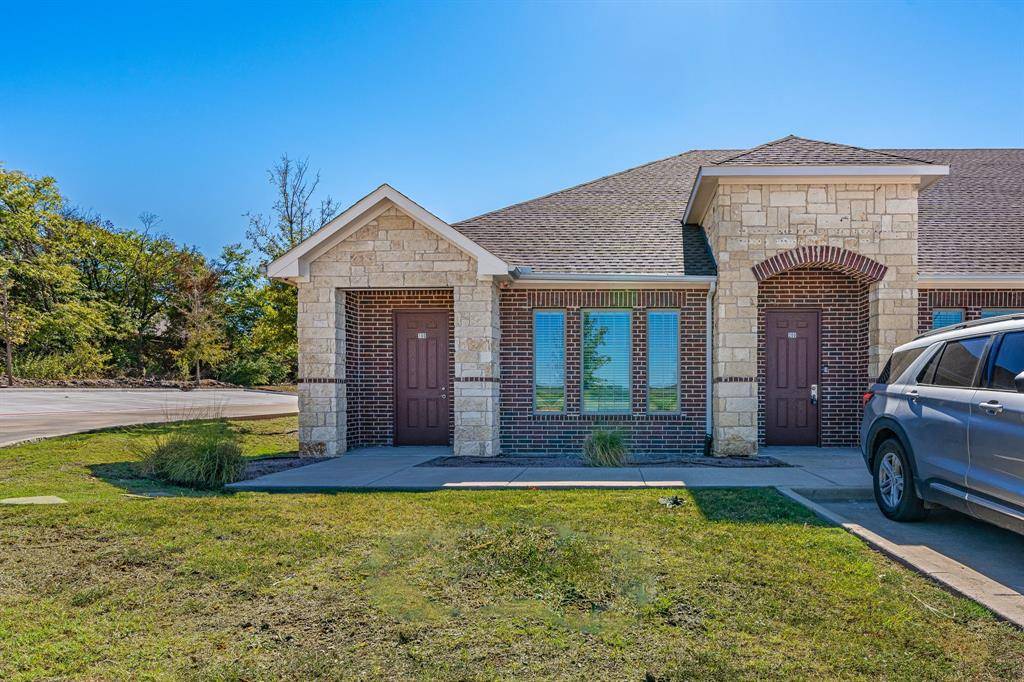 8212 Liberty Grove Road #100 & 200, Rowlett, TX 75089