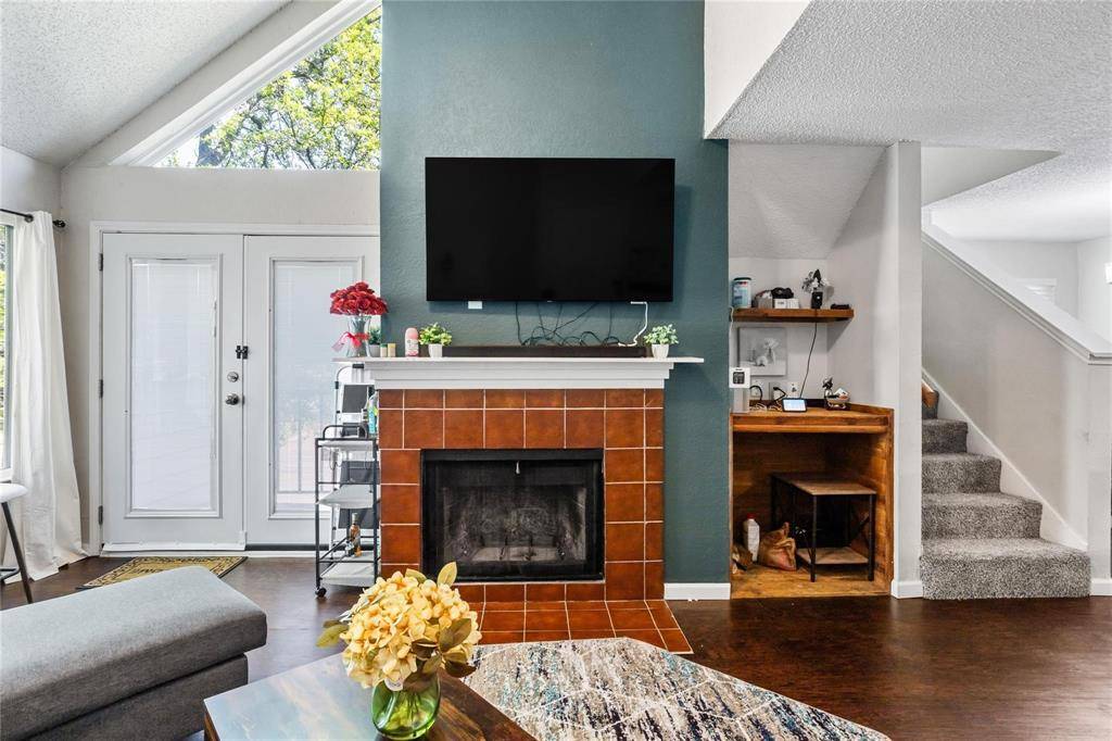 2314 Bamboo Drive #I203, Arlington, TX 76006