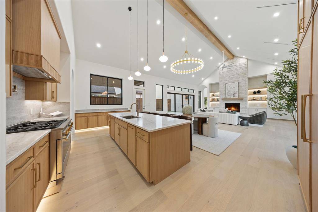 6475 Trammel Drive, Dallas, TX 75214