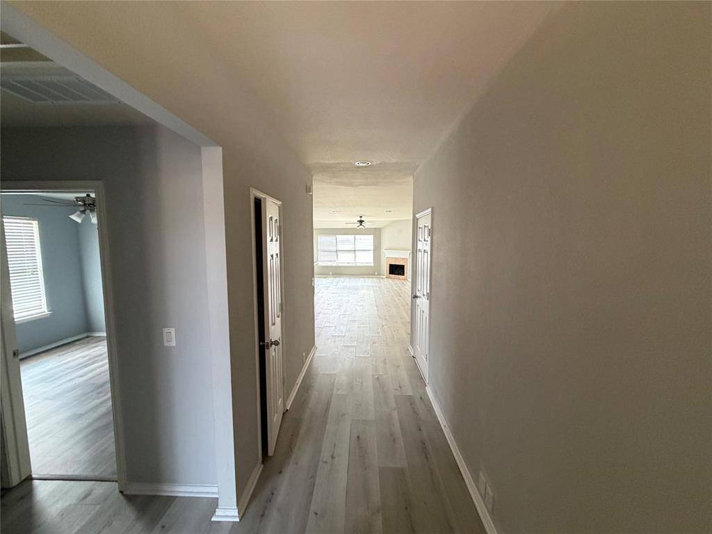 912 Tabasco Trail, Arlington, TX 76002