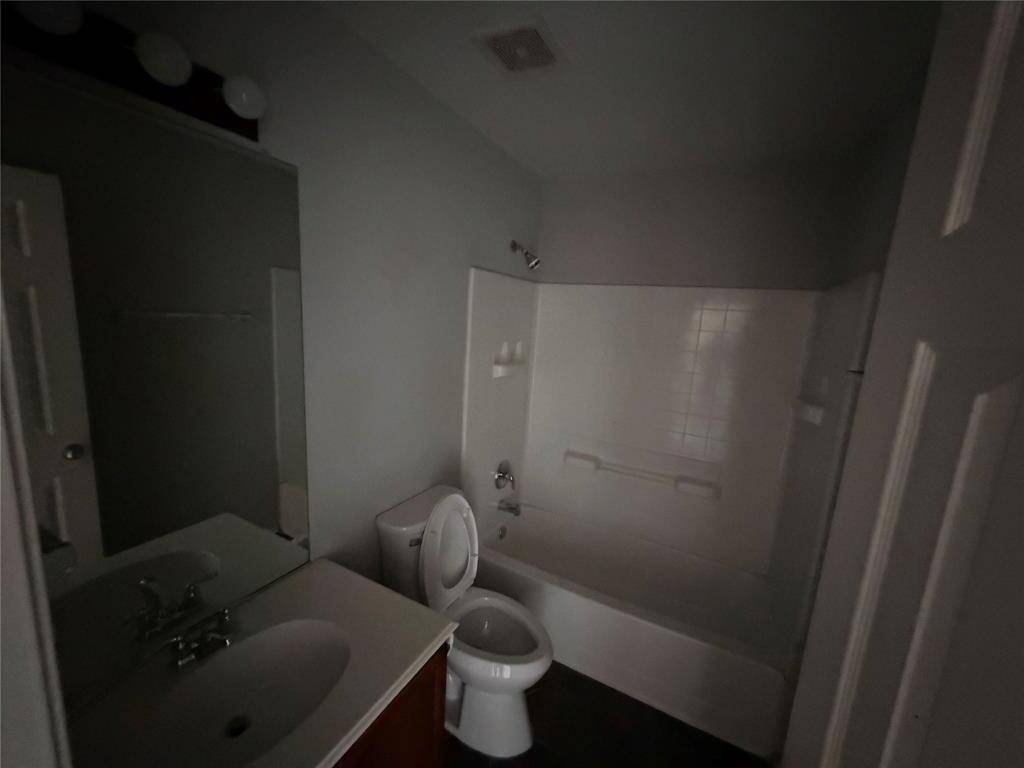 912 Tabasco Trail, Arlington, TX 76002