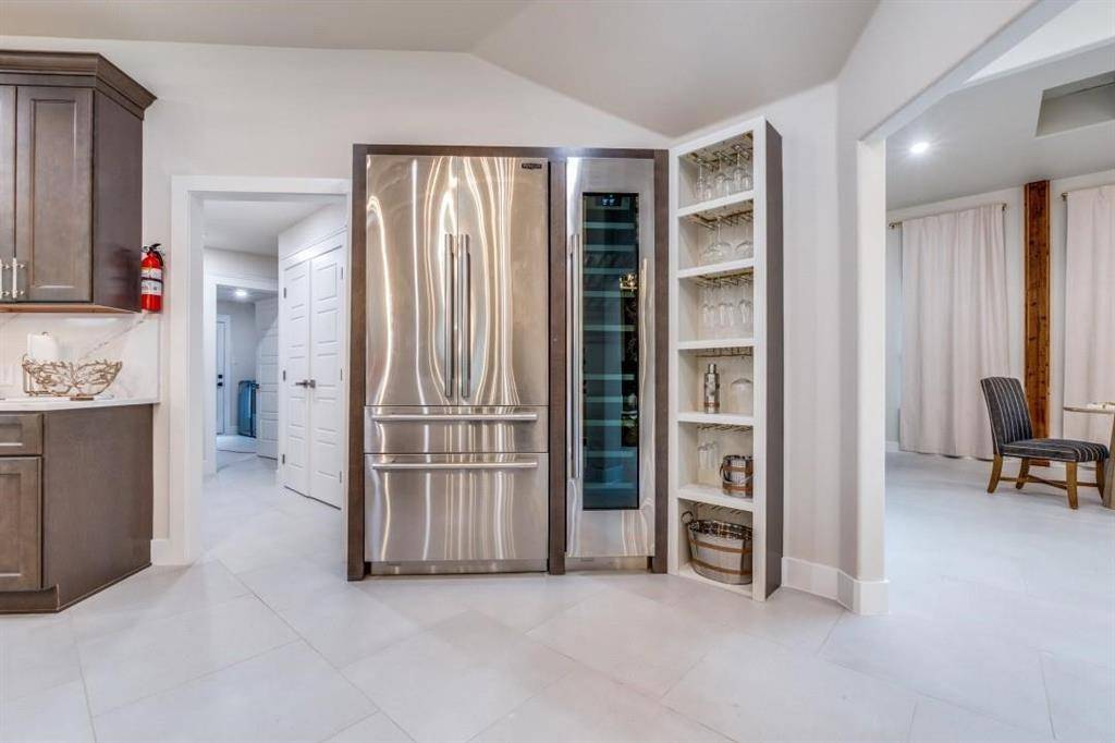 7115 Meadow Road, Dallas, TX 75230