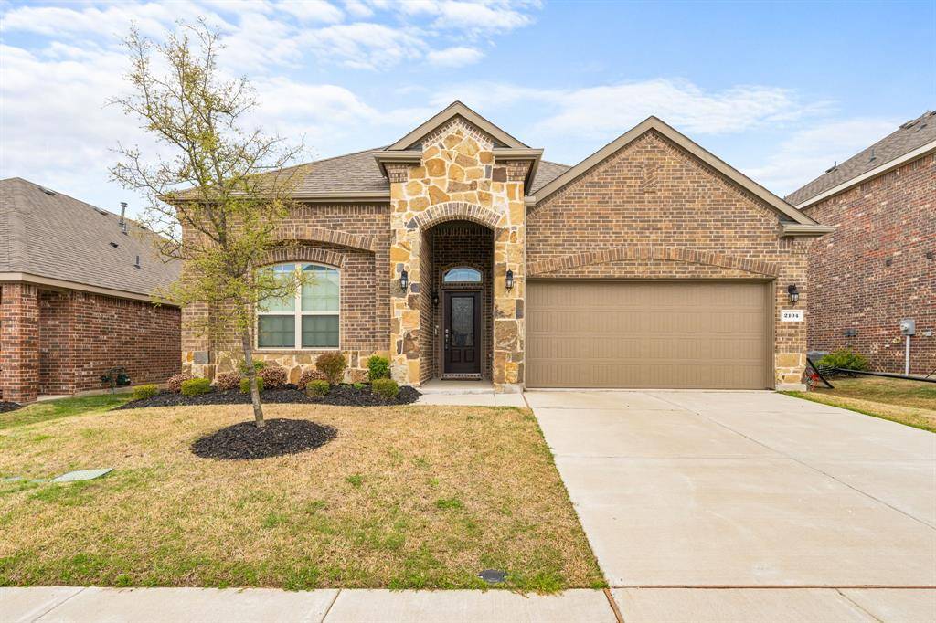2104 Lake Cliff Drive, Little Elm, TX 75068