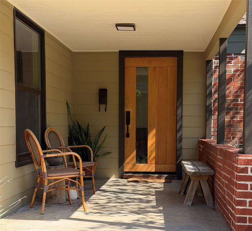 1427 Arizona Avenue, Dallas, TX 75216
