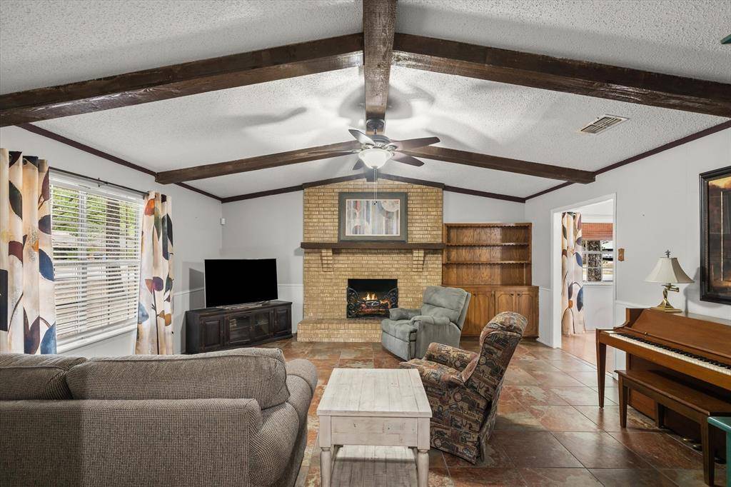 508 Warren Street, Edgewood, TX 75117