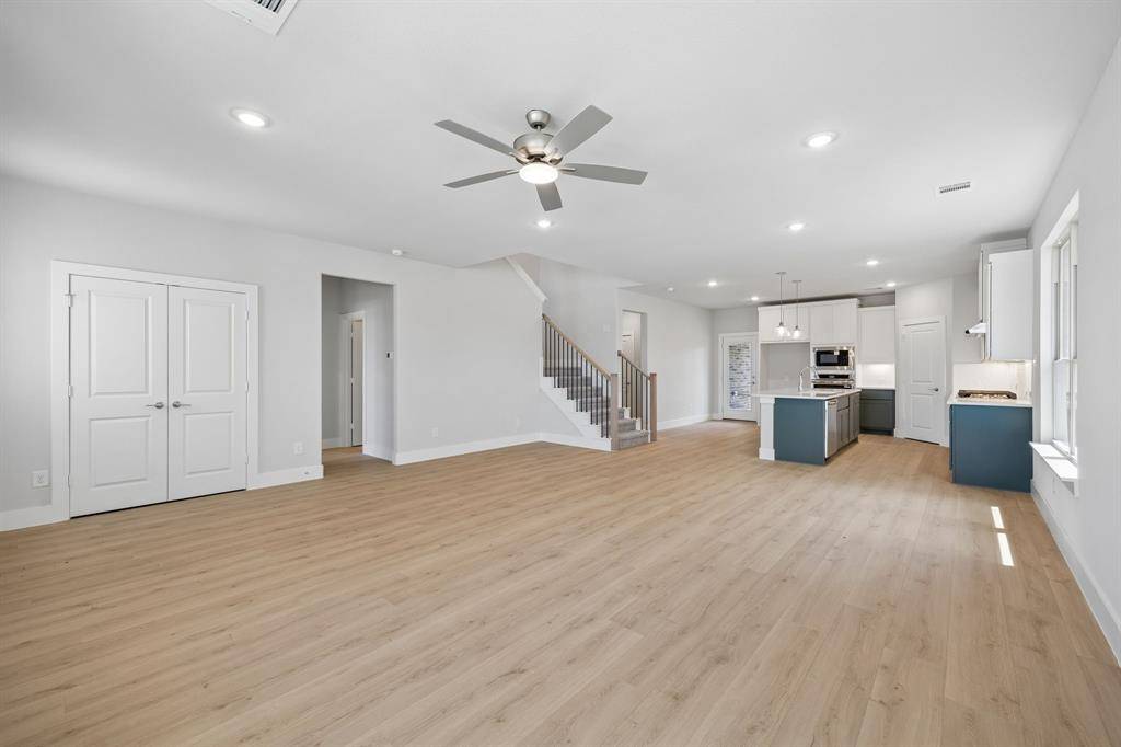 2258 Terlingua Drive, Waxahachie, TX 75165