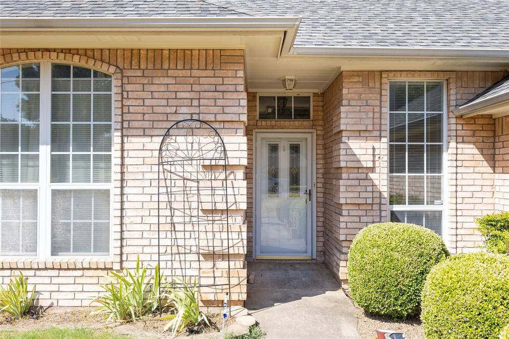 3904 Santa Cruz Street, Granbury, TX 76049