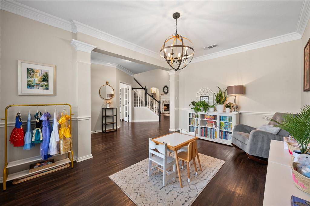 2014 Marie Weldon Lane, Arlington, TX 76001