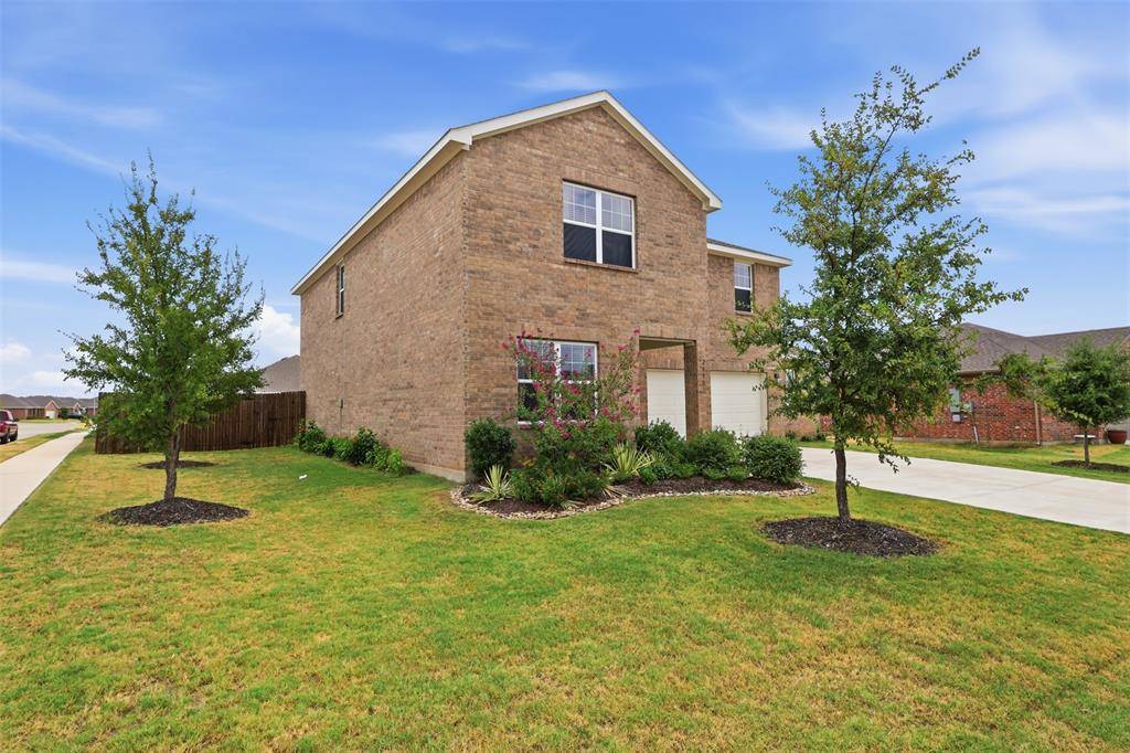 2600 Sanders Creek Drive, Glenn Heights, TX 75154