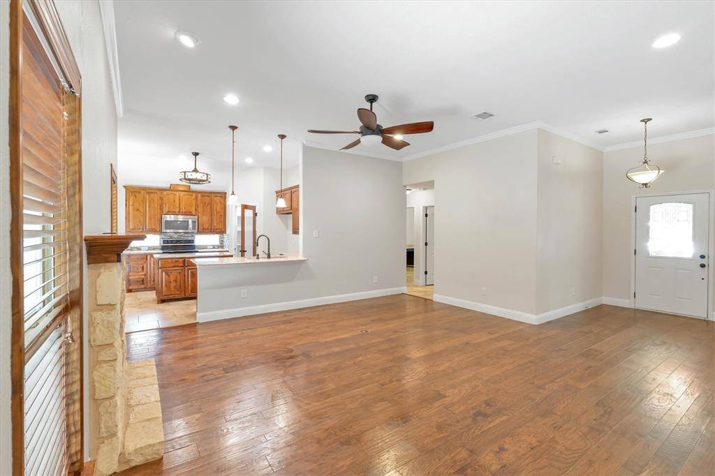 2005 Lindentree Drive, Weatherford, TX 76086