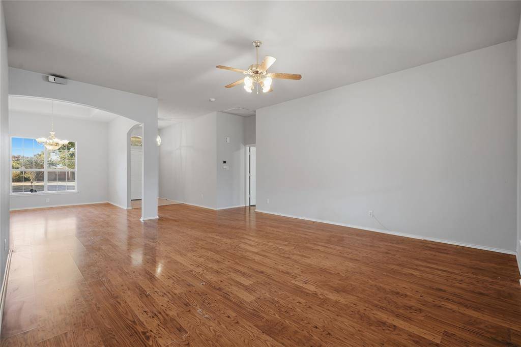 1701 Manten Boulevard, Denton, TX 76208