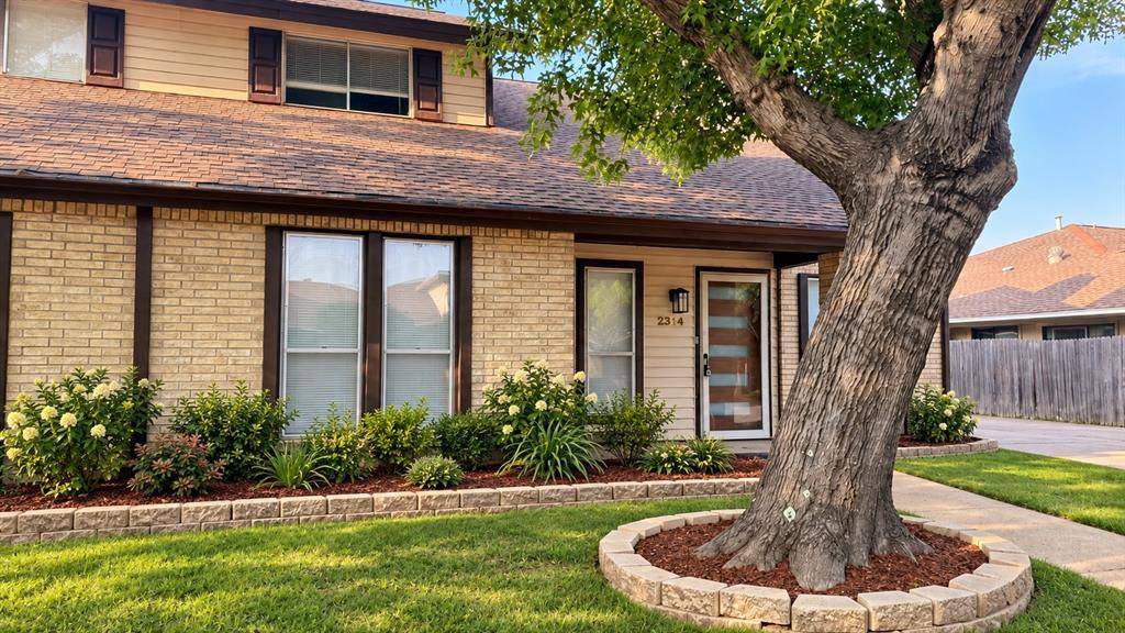 2314 Garden Park Court, Arlington, TX 76013