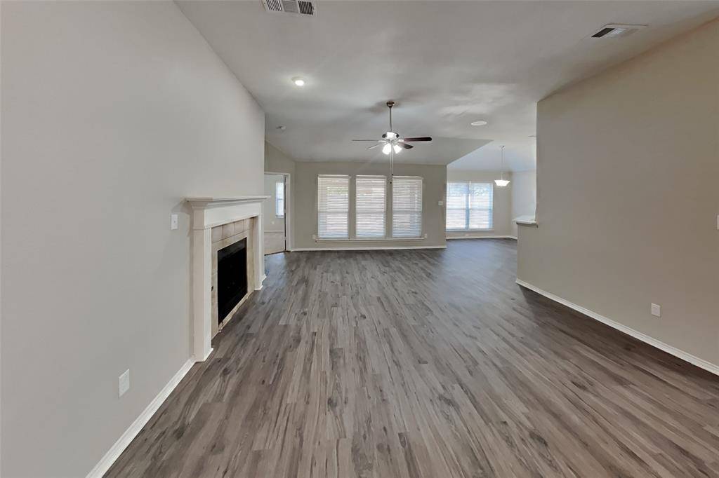 8725 Creede Trail, Fort Worth, TX 76118