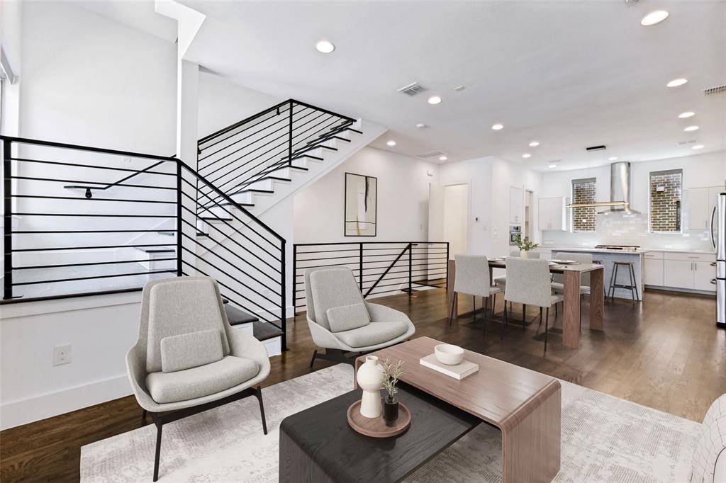 1944 Dowgate Court, Dallas, TX 75204