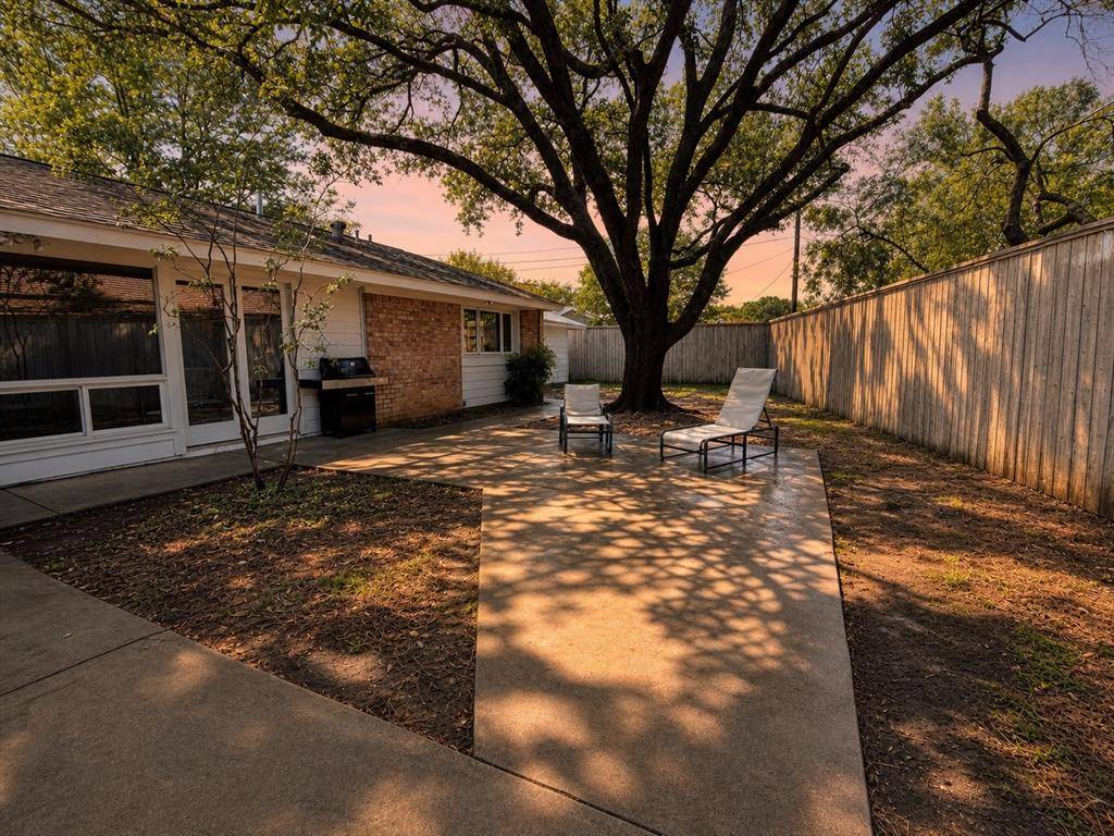 3401 Hanover Lane, Irving, TX 75062