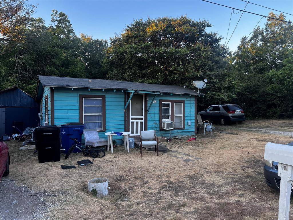 109 E Indiana Avenue, Midlothian, TX 76065
