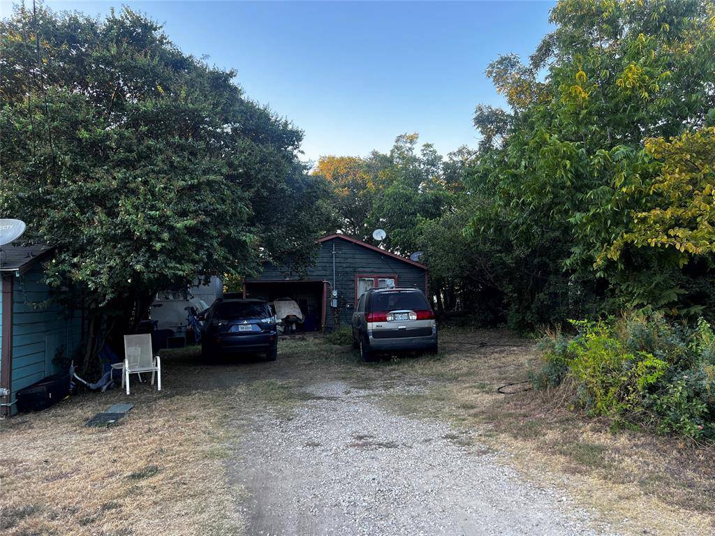109 E Indiana Avenue, Midlothian, TX 76065