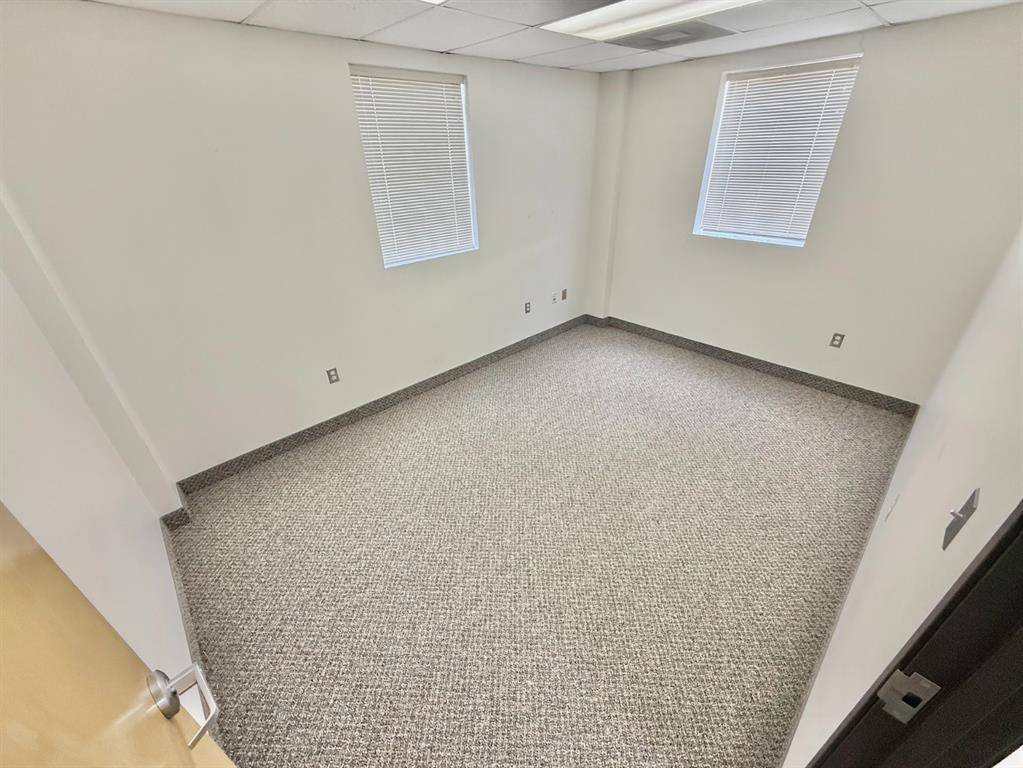 2462 E Long Avenue, Fort Worth, TX 76106