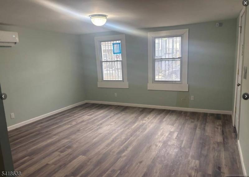 172 N Main St Cv #5, Paterson City, NJ 07522