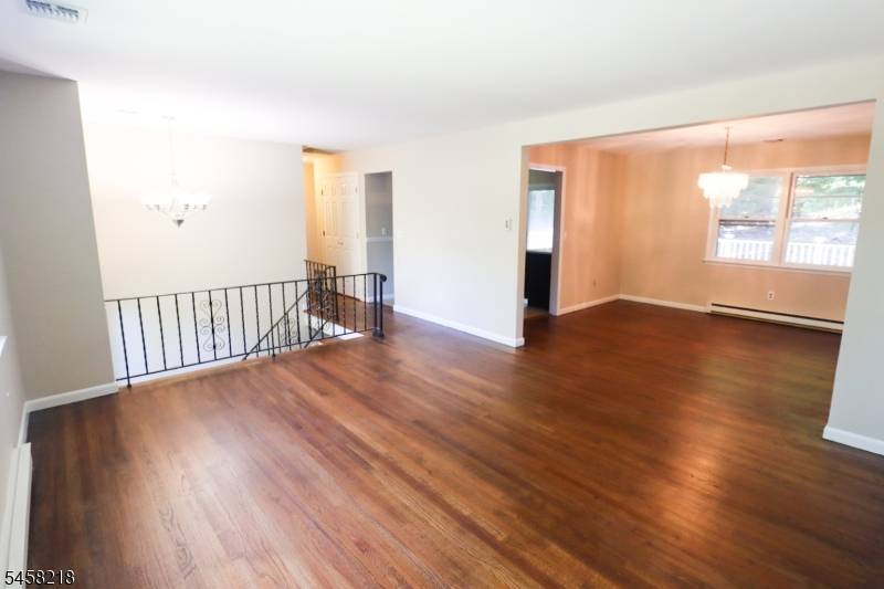 95 Longwood Lake Rd, Jefferson Twp., NJ 07438
