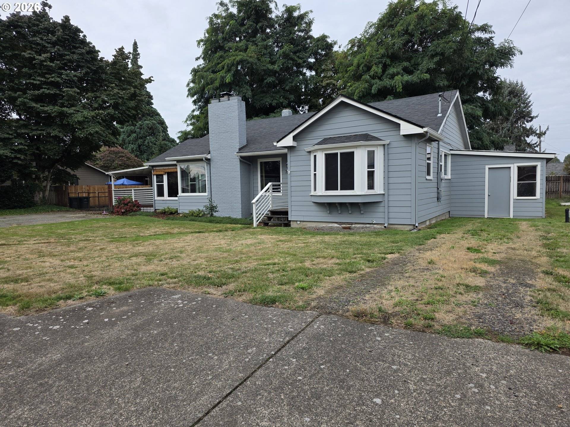 733 2ND ST, Woodland, WA 98674
