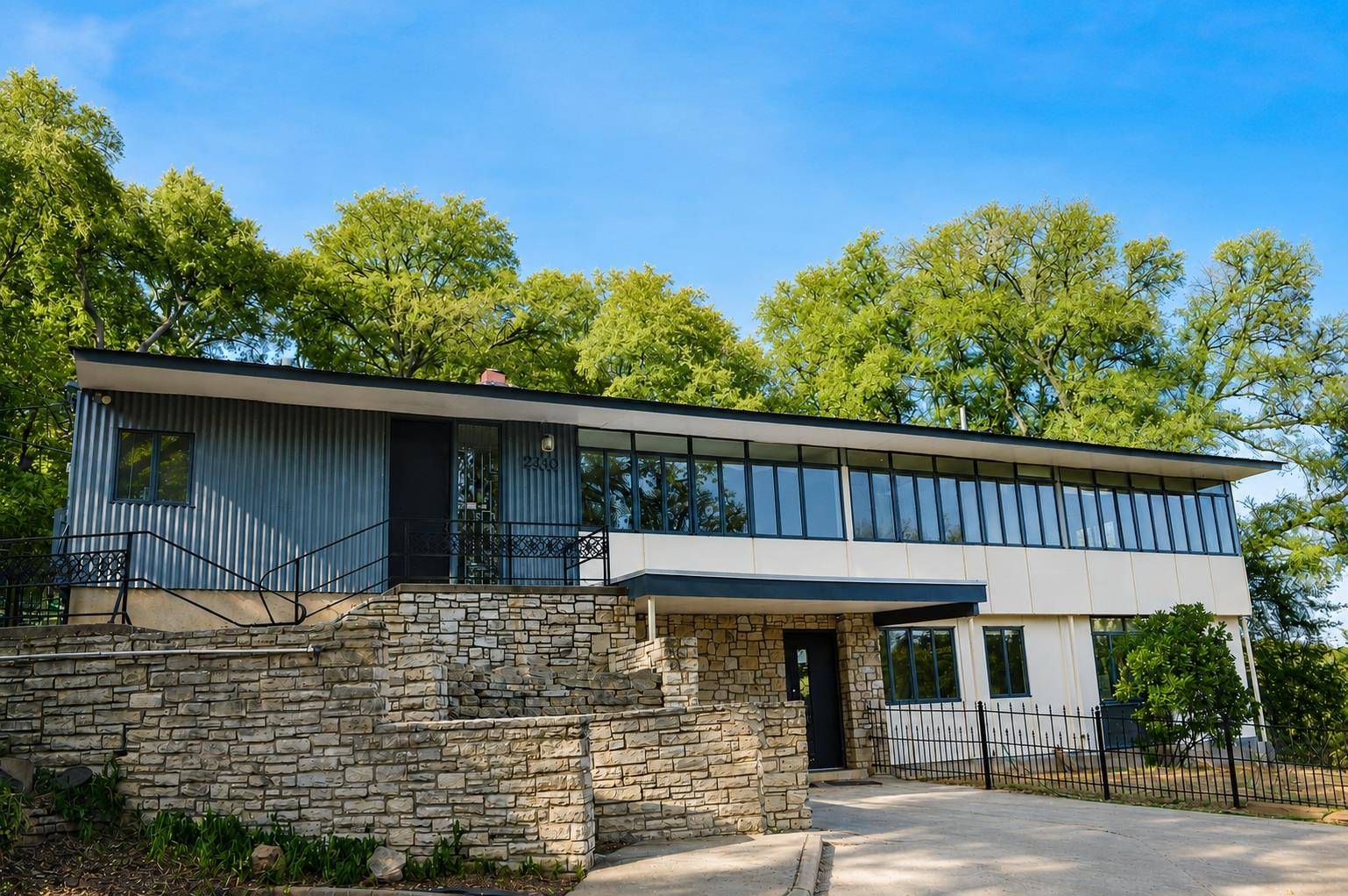 2410 Pemberton PKWY, Austin, TX 78703