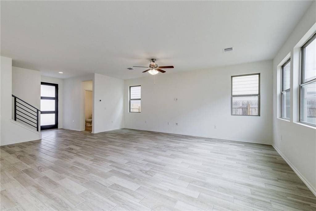 9107 Garnet DR #65, Austin, TX 78729