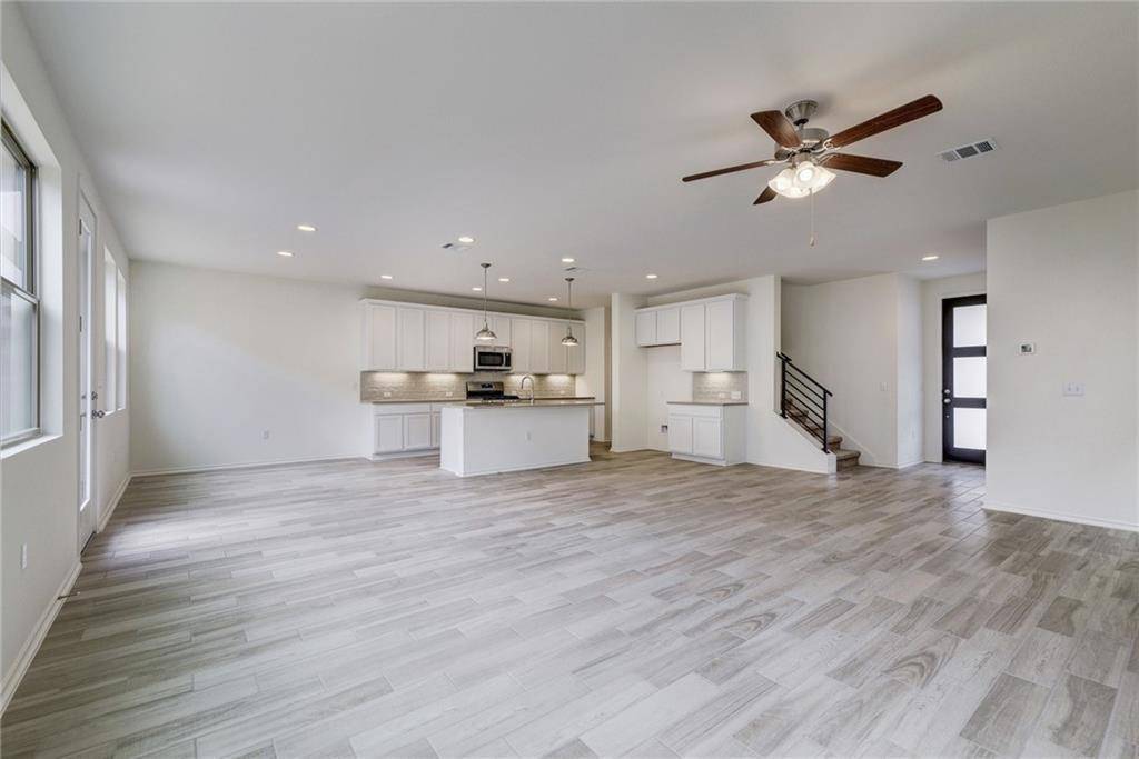 9107 Garnet DR #65, Austin, TX 78729