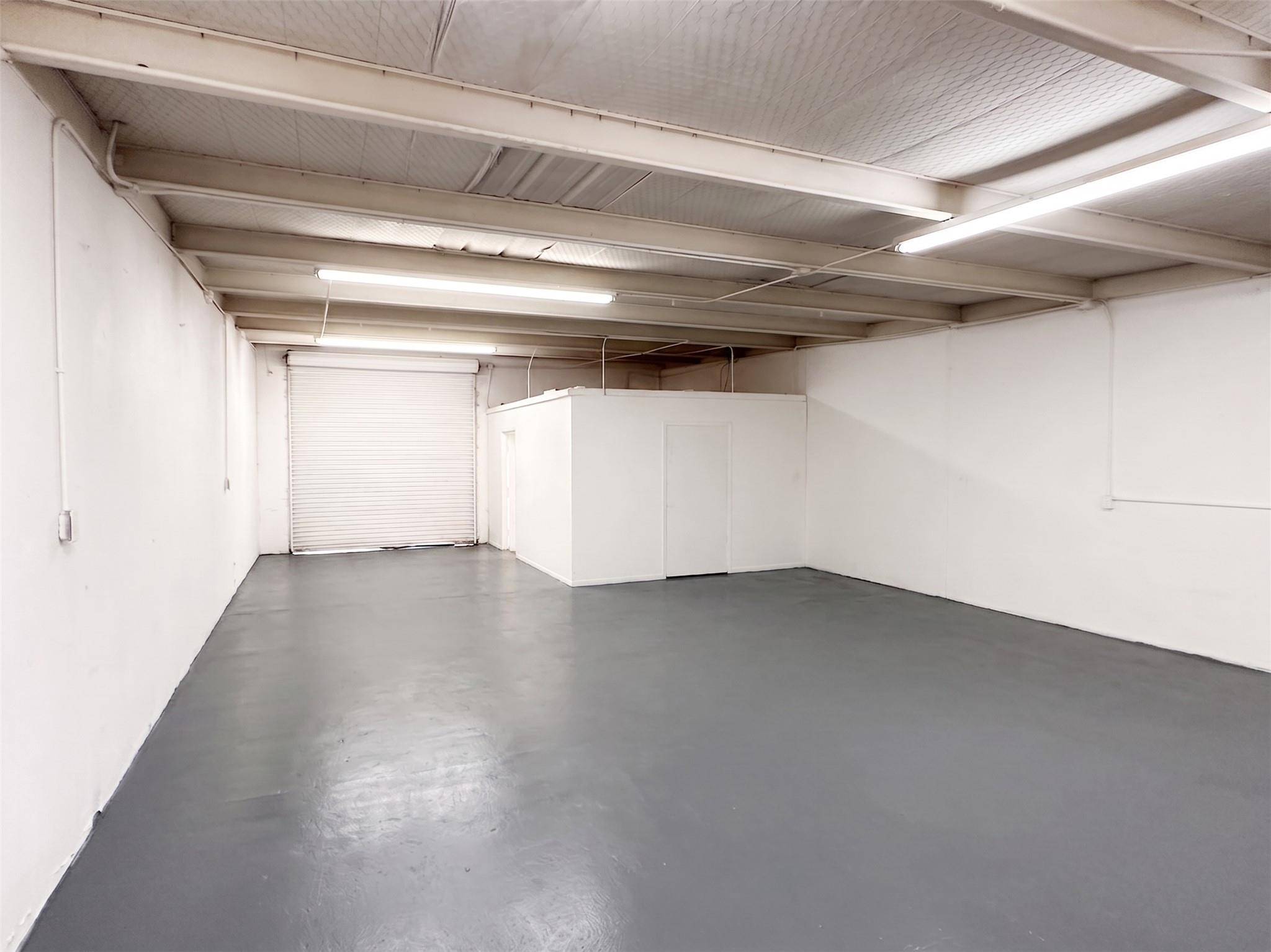 1419 Fleming DR #Warehouse 7, Seguin, TX 78155
