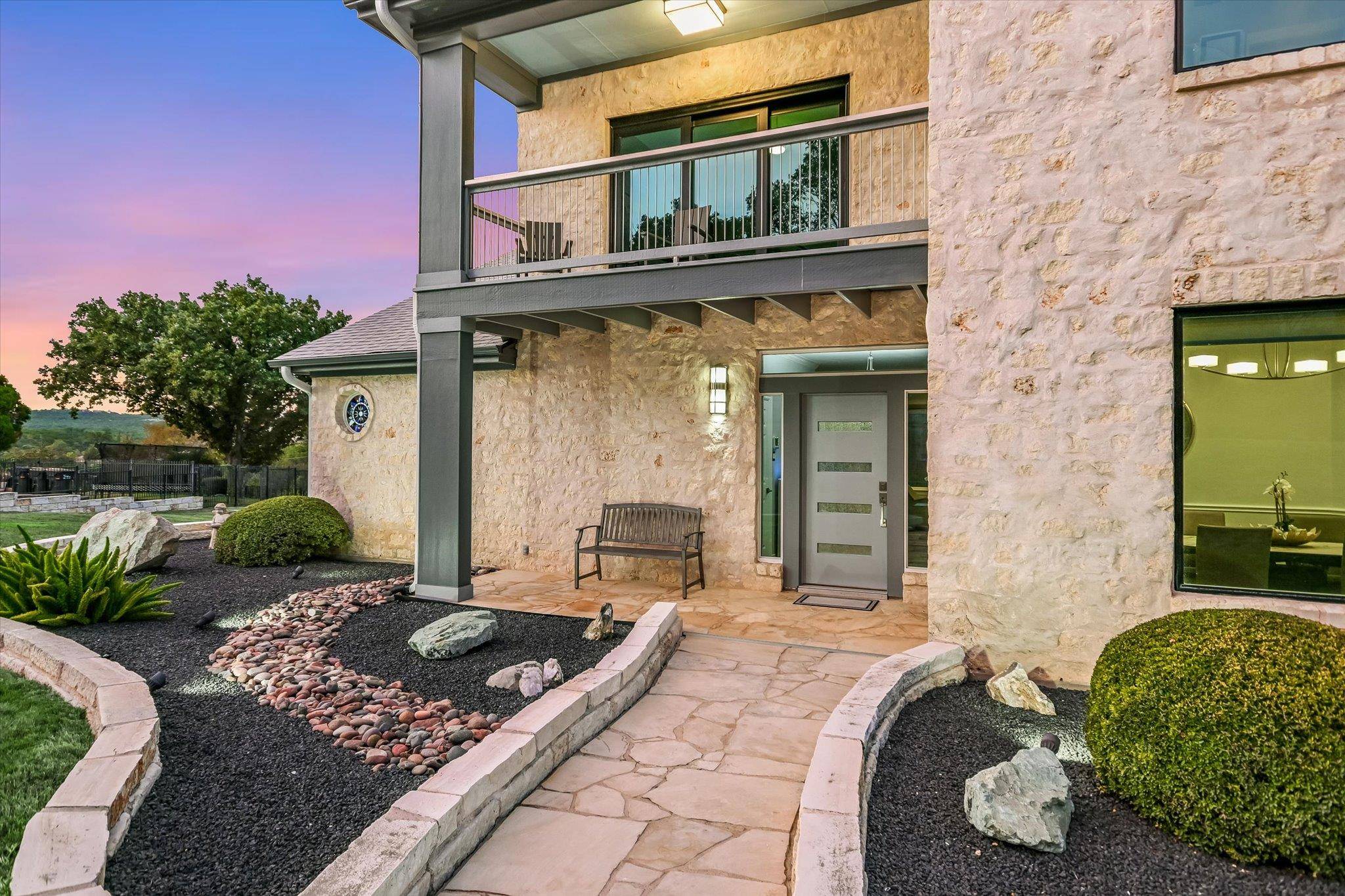3310 Far View DR, Austin, TX 78730