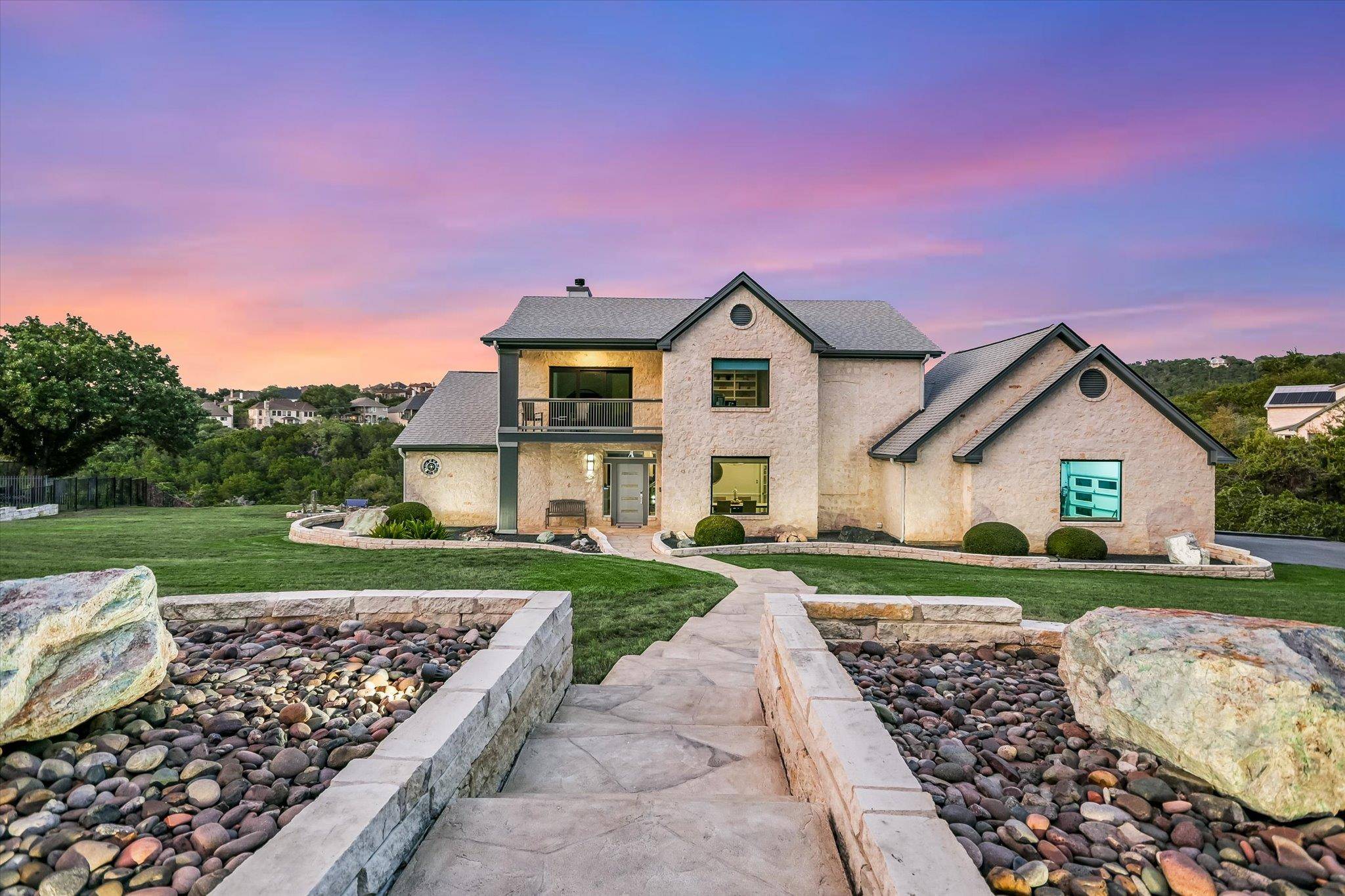 3310 Far View DR, Austin, TX 78730