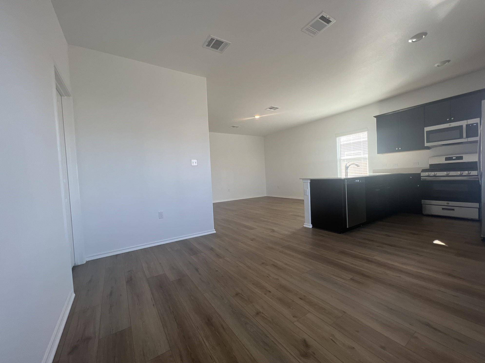 13721 Menard WAY, Elgin, TX 78621
