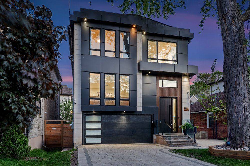 339 Broadway AVE, Toronto C12, ON M4P 1W6