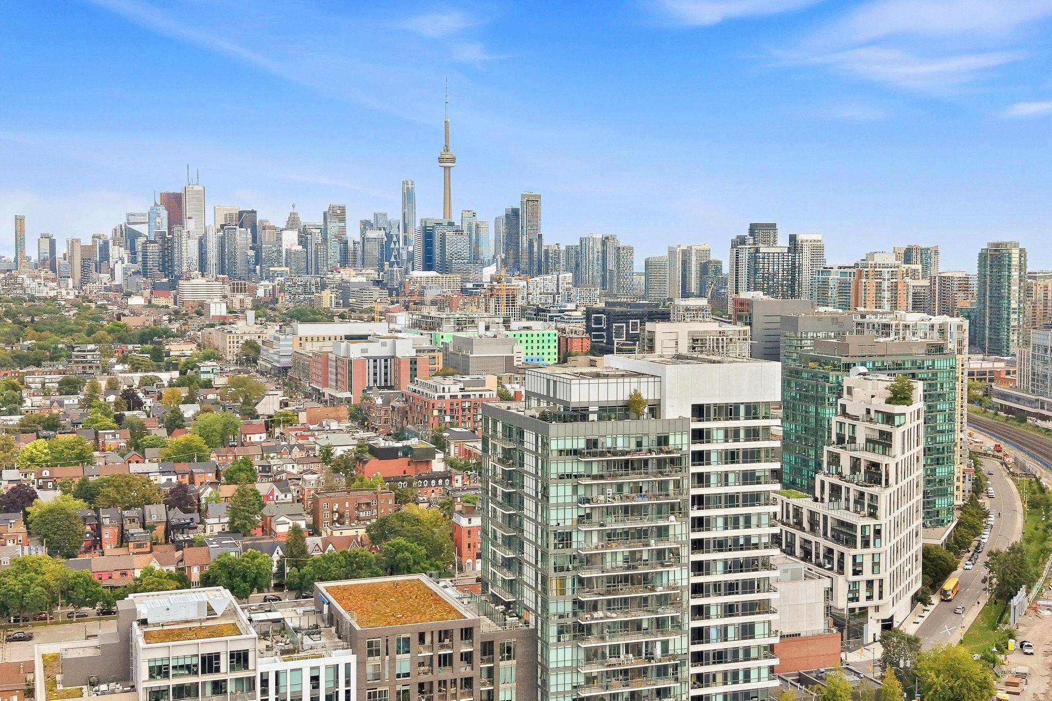 20 Minowan Miikan LN #1303, Toronto C01, ON M6J 0E5