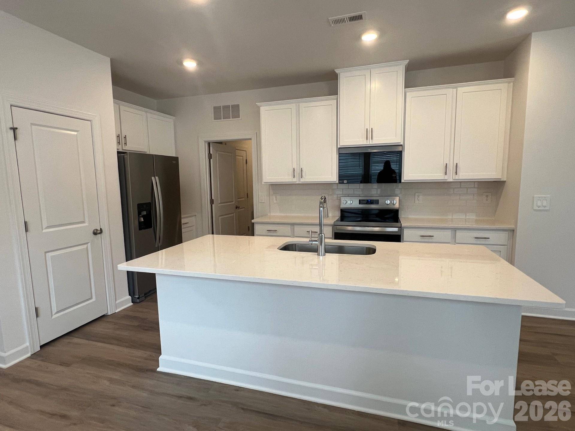 1281 30th Street LN NE, Conover, NC 28613