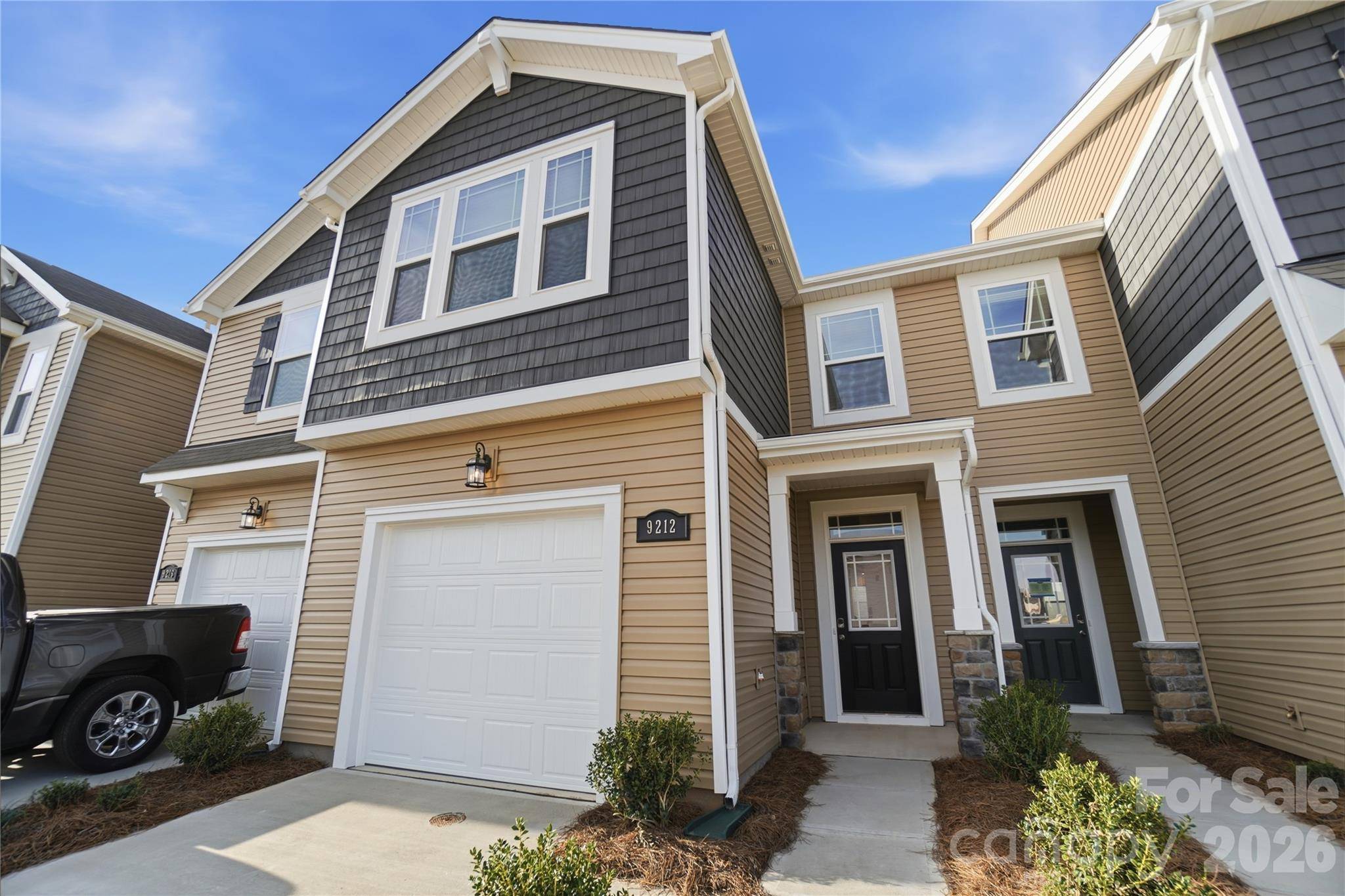 5230 Wyes Oak LN, Charlotte, NC 28269