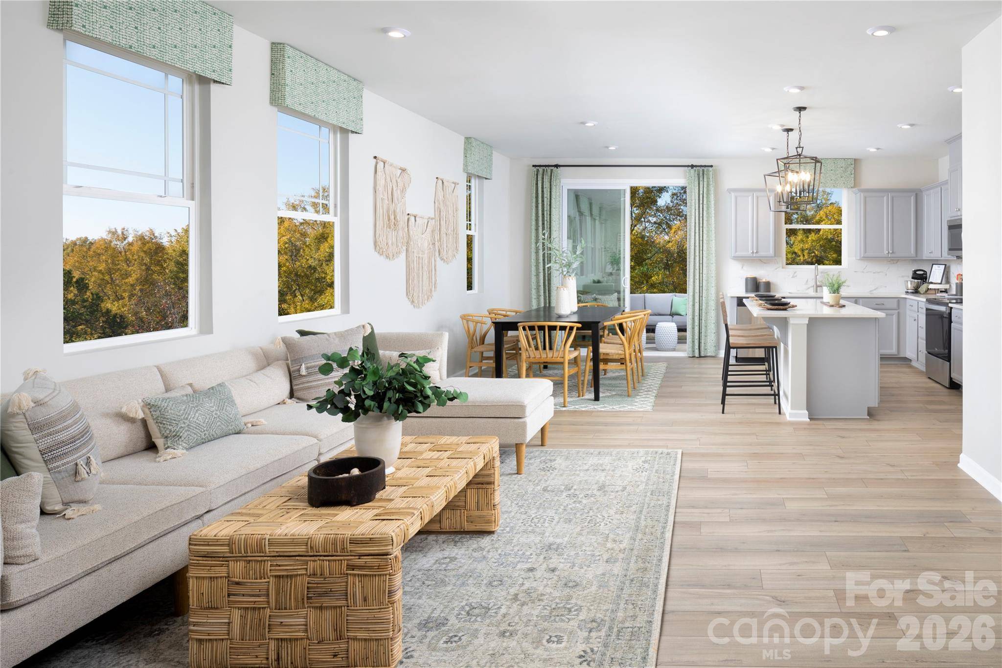 5222 Wyes Oak LN, Charlotte, NC 28269