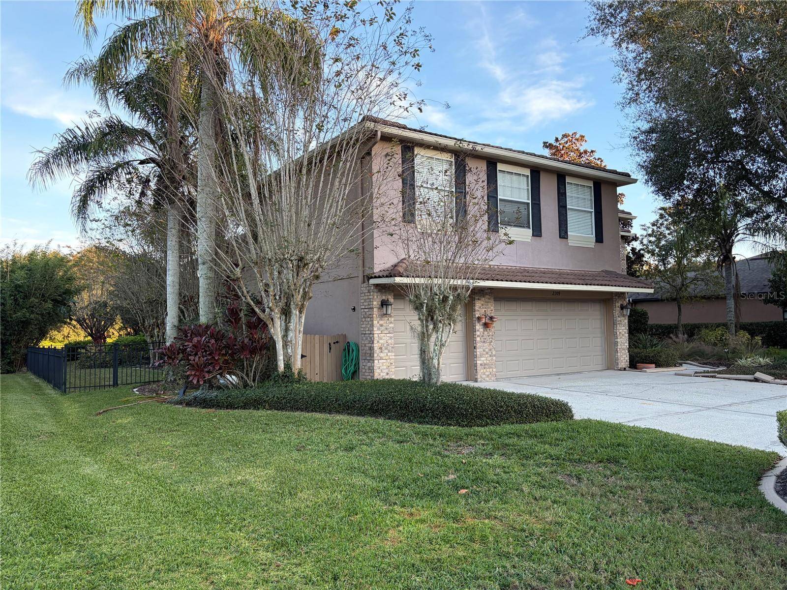 2109 WEMBLEY PL, Oviedo, FL 32765