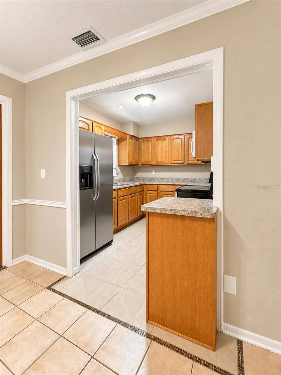 109 W GRAPEFRUIT CIR, Clearwater, FL 33759