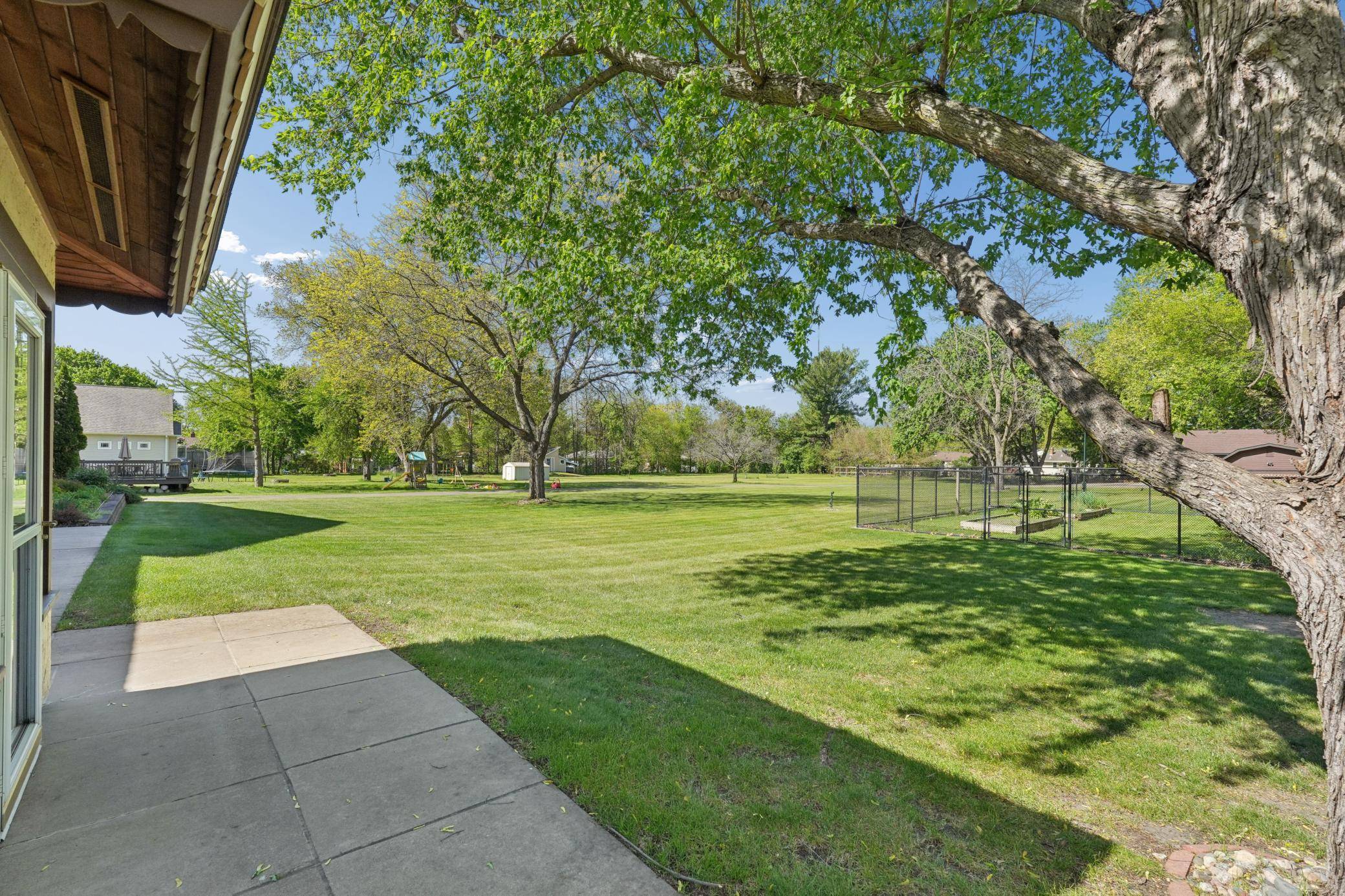 4151 Rice ST, Shoreview, MN 55126